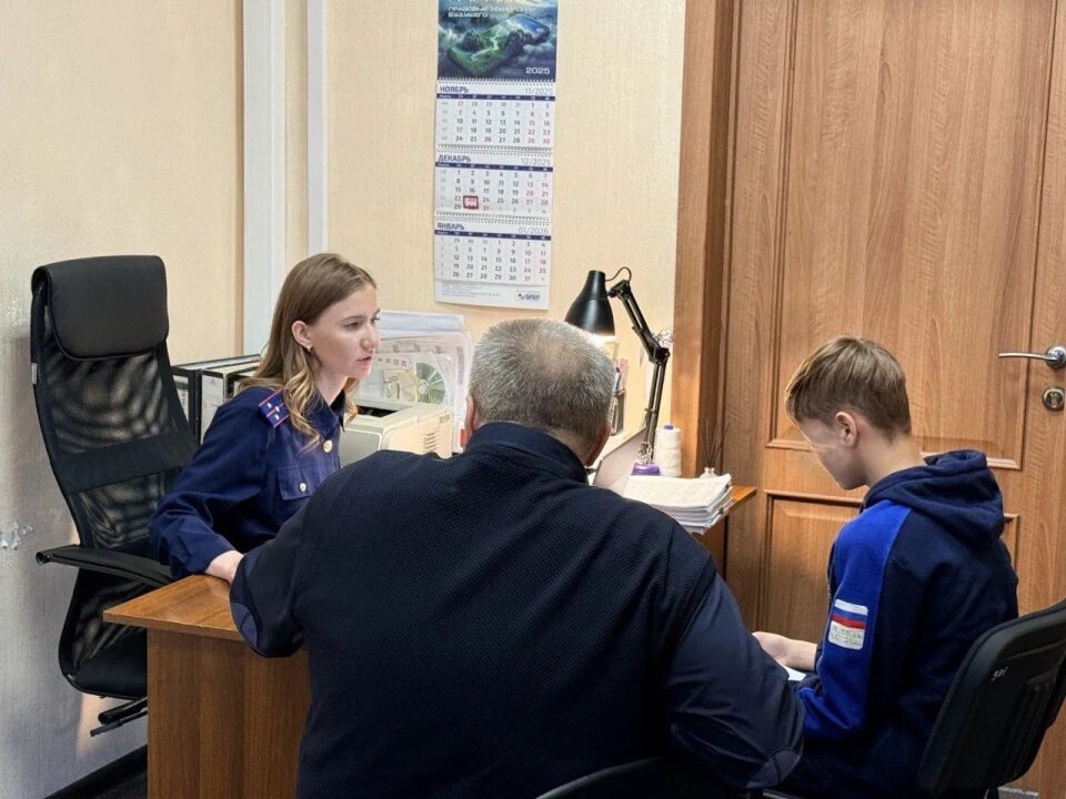    Задержанные по обвинению в диверсии. Источник: Следственное управление СК России по Алтайскому краю