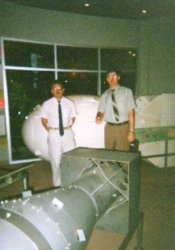 Вот они, дубликаты первых атомных бомб. Без ядерной начинки, естественно.