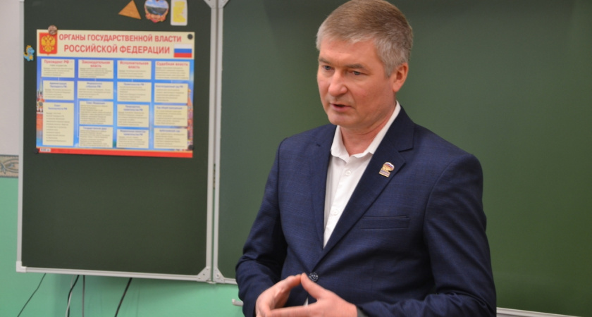    Фото администрации города Кирово-Чепецка