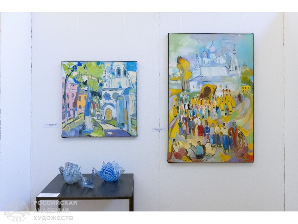 Экспозиция юбилейной выставки «6х10» Ильи Комова с участием Ольги Мотовиловой-Комовой и Марии Комовой в Москве. Фоторепортаж Виктора Берёзкина, пресс-служба РАХ.