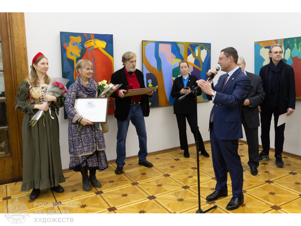 Открытие юбилейной выставки «6х10» Ильи Комова с участием Ольги Мотовиловой-Комовой и Марии Комовой в Москве. Фоторепортаж Виктора Берёзкина, пресс-служба РАХ.