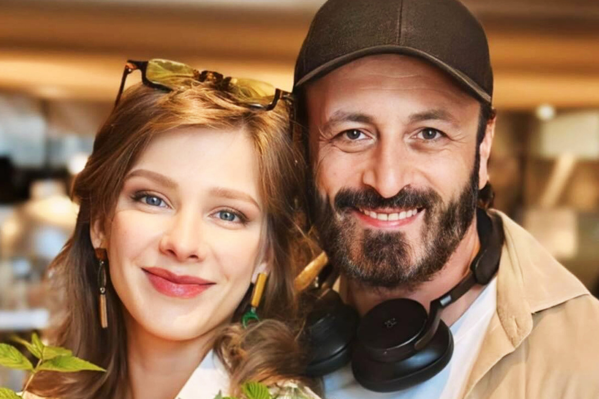     «Счастье видеть твою улыбку при взгляде на Лиечку и Левушку!»: Лиза Арзамасова показала мужа с детьми по важному поводу