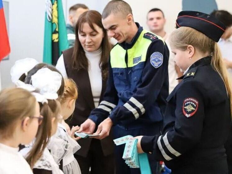     Ученики Новосадовской школы поучаствовали в познавательном квесте по ПДД, Фото: Валерия Шатько/БелПресса