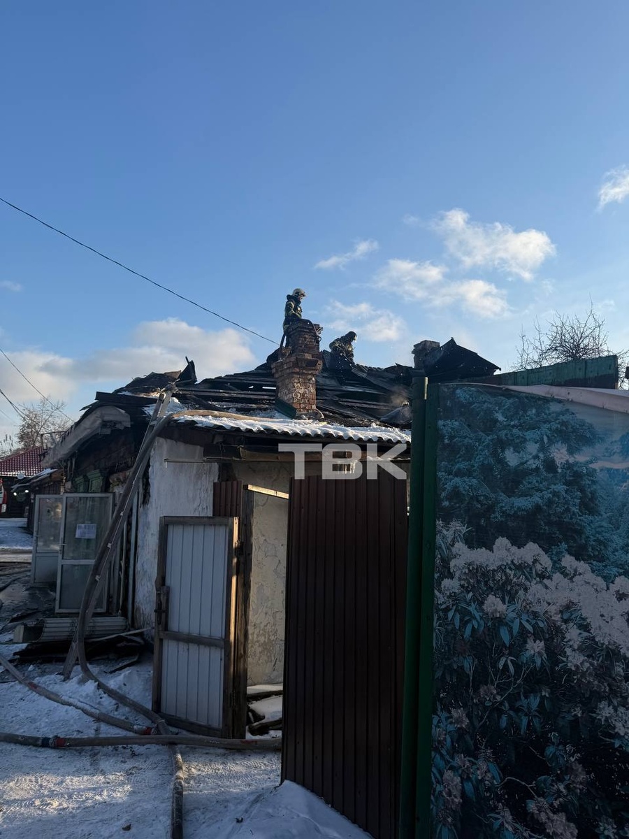 Как после пожара выглядит дом на на ул. Республики в Красноярске (рядом с Центральным рынком)