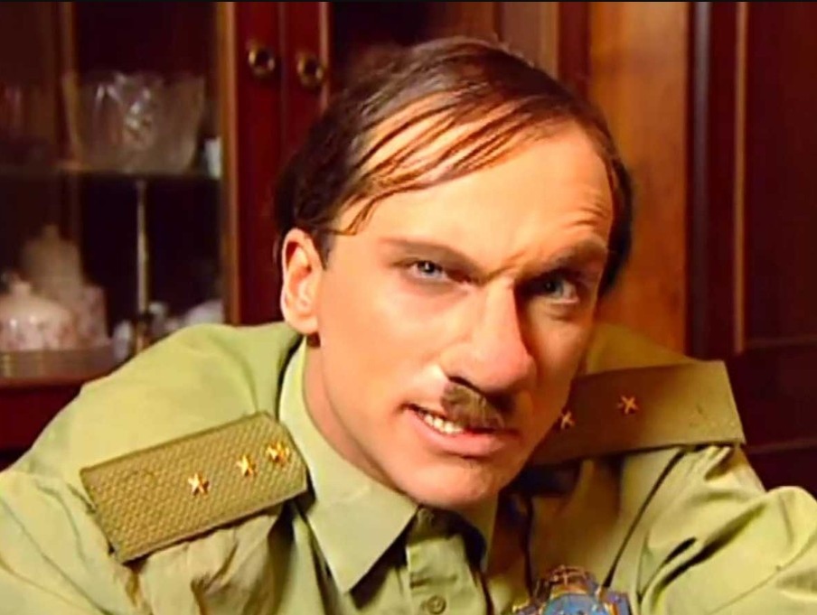 Нагиев в роли прапорщика Задова / «Осторожно, Задов! или Похождения прапорщика»