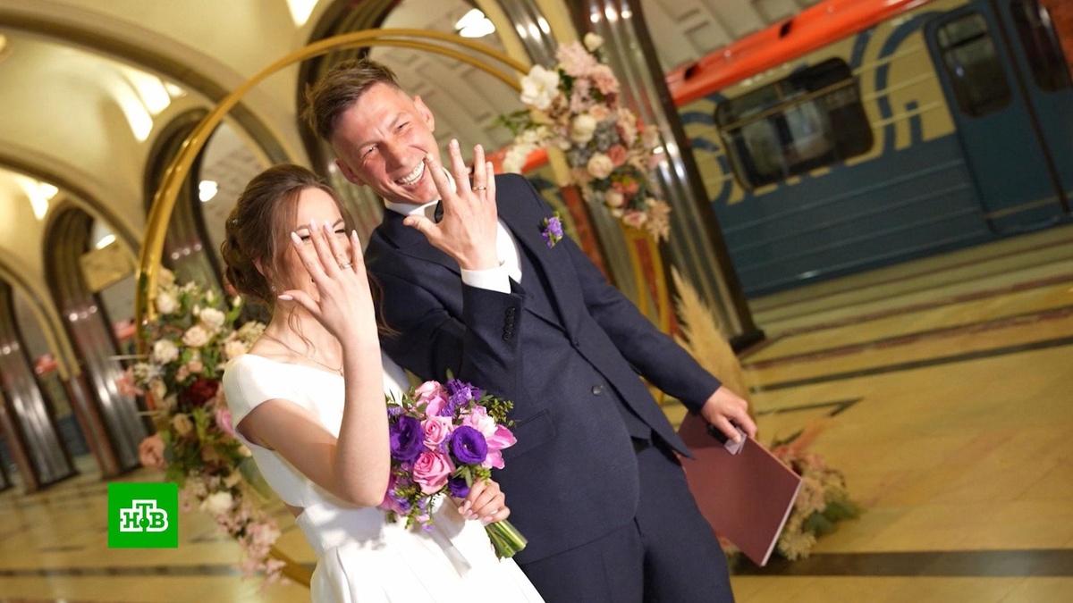    Каждая десятая пара выбирает для свадебной церемонии в Москве необычную площадку