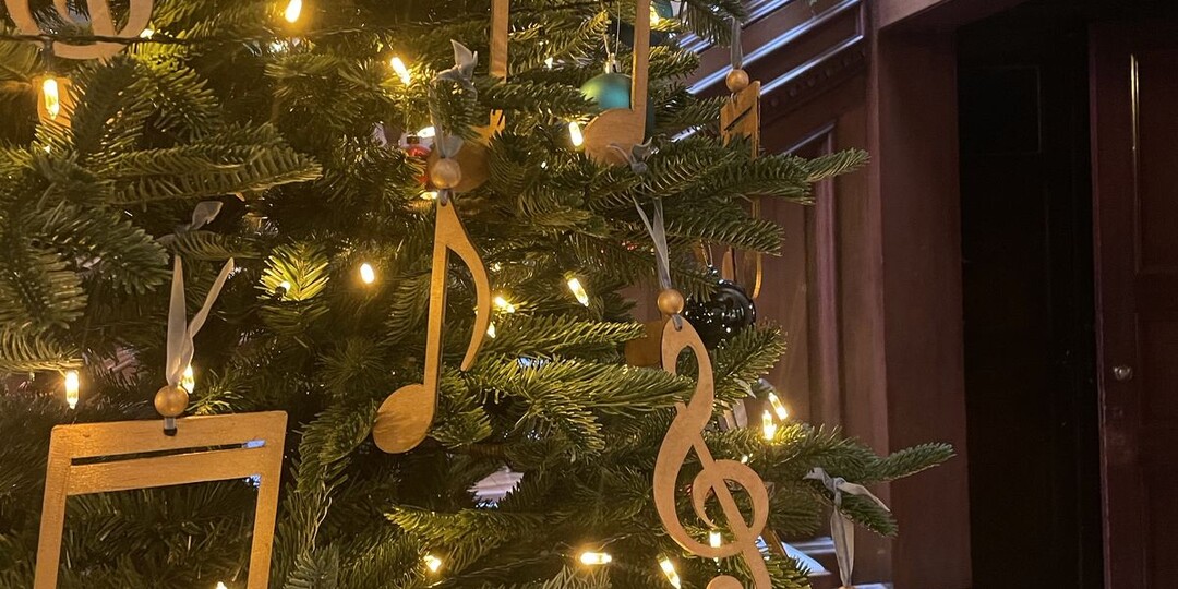 Музыка Как Фон Праздника: Почему Это Не Минус Для Артиста