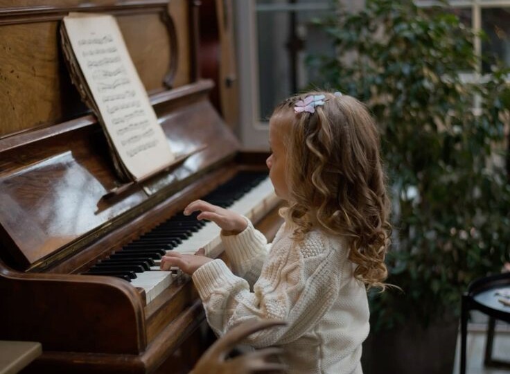 Музыка Как Пауза Перед Новым Годом