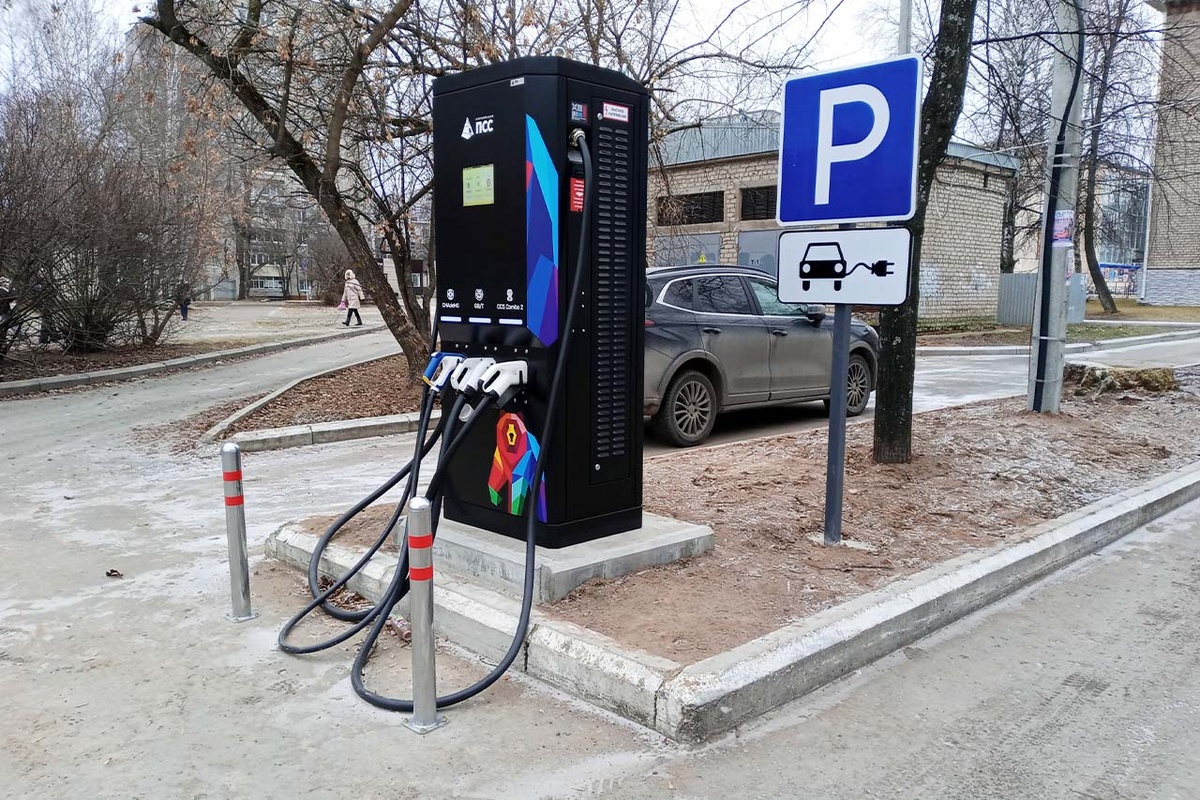 На Южном Урале строят новые зарядные станции.  Фото: Фото: ФедералПресс / Маргарита Неклюдова