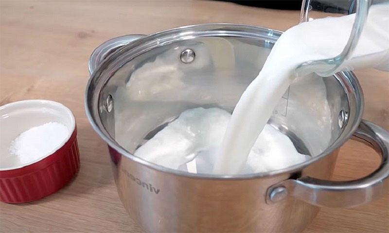 Два домашних сыра за 10 минут: оригинальная закуска для новогоднего стола