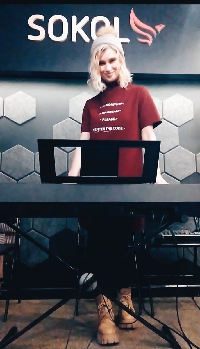 педагог по вокалу Державцева Ирина