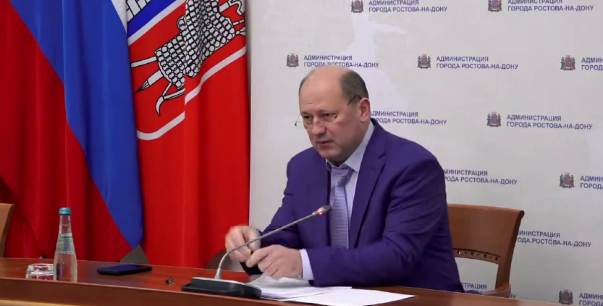 Александр Скрябин провел внеочередное заседание КЧС по ликвидации последствий атаки БПЛА в Западном жилмассиве Ростова