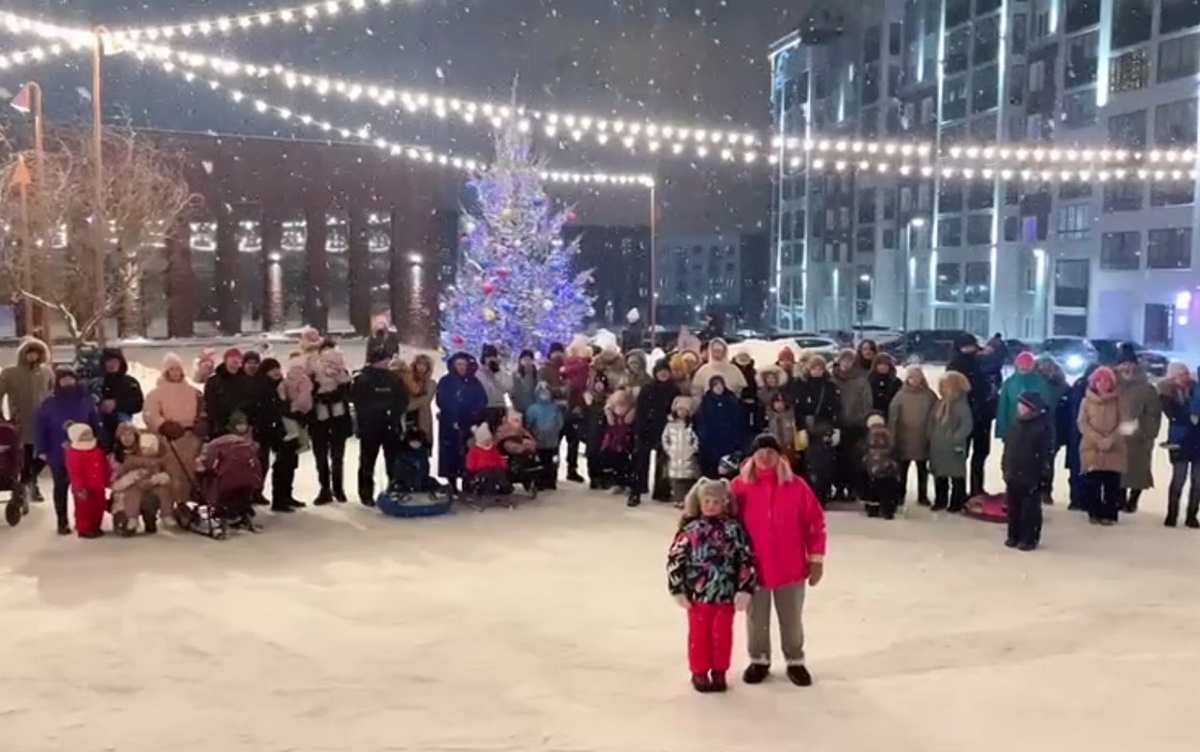    Жители пригорода Ижевска записали новое обращение к Владимиру Путину о необходимости строительства школ и садиков