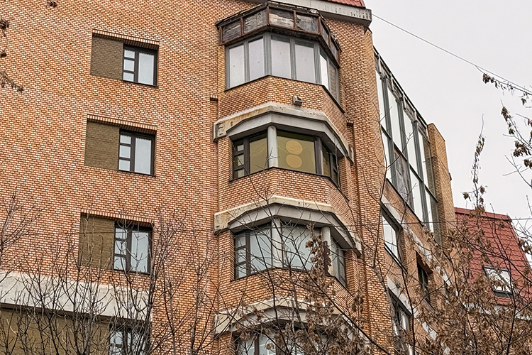    Теперь Долина обязана покинуть квартиру, а если не сделает этого сама, ей грозит принудительное выселение.   
Фото: © Petrov Sergey / news.ru / www.globallookpress.com