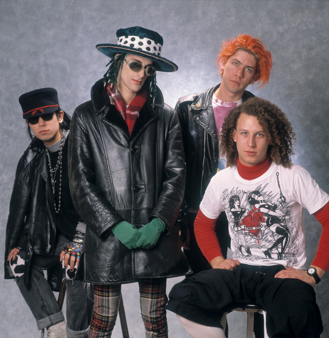 Jane говорит: «С меня хватит…» Альтернативная рок-группа Jane's Addiction официально распалась. Слева направо: Дэйв Наварро, Перри Фаррелл, Эрик Эвери и Стивен Перкинс, 1988 год. Фото: Пол Наткин/Getty Images