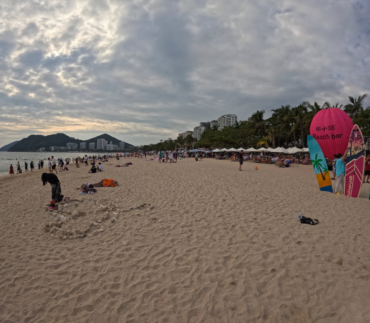 Пляж бухты Дадунхай