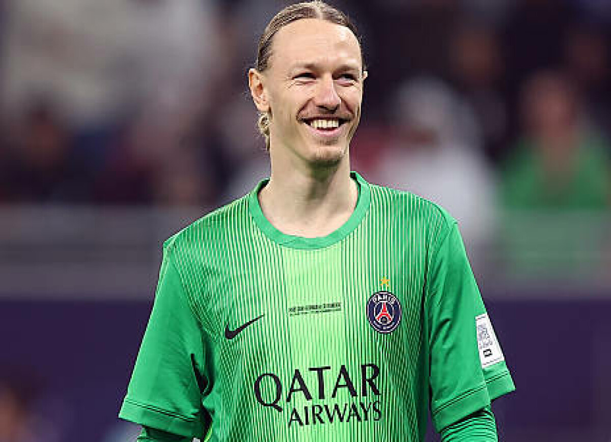     Фаны бразильских конкурентов «Фламенго» восторгаются Сафоновым: лучшее русское изобретение после водки и бефстроганова