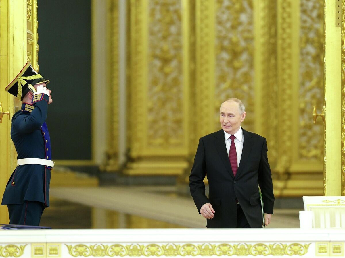    Президент РФ Владимир Путин перед заседанием Совета по стратегическому развитию и национальным проектам© РИА Новости . POOL