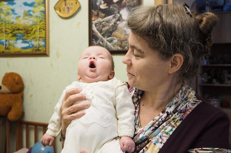 Двочку отадали в семью отца. Фото: Валерий Звонарев