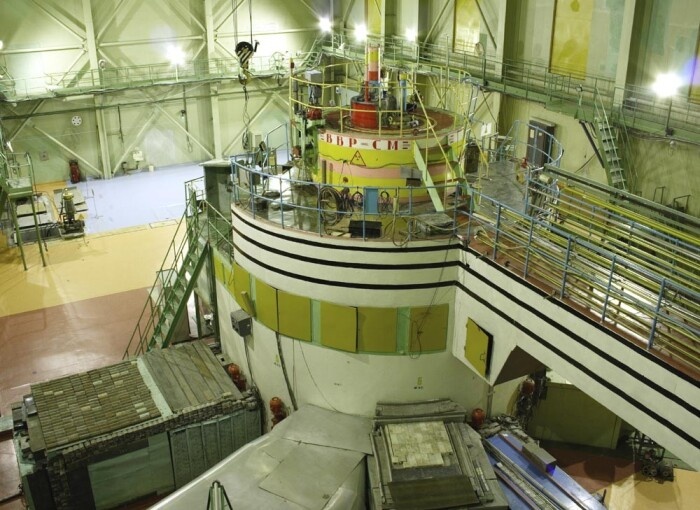    Исследовательский реактор ВВР-СМ на площадке Института ядерной физики Академии наук Республики Узбекистан. Источник фото: Топливная компания Росатома «ТВЭЛ»