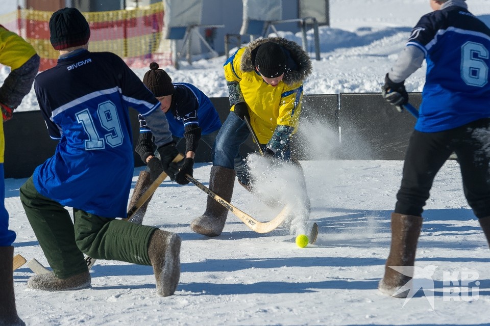    Хоккей в валенках на Лыбедском бульваре в Рязани – 2025. Турнир пройдет 28 декабря. Олег ЗОЛОТО
