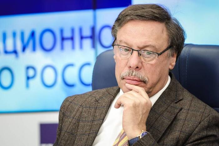 Обложка © Роман Наумов/URA.RU/ТАСС