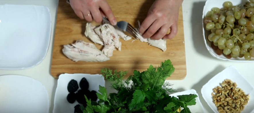 Куриное филе разбираем на волокна