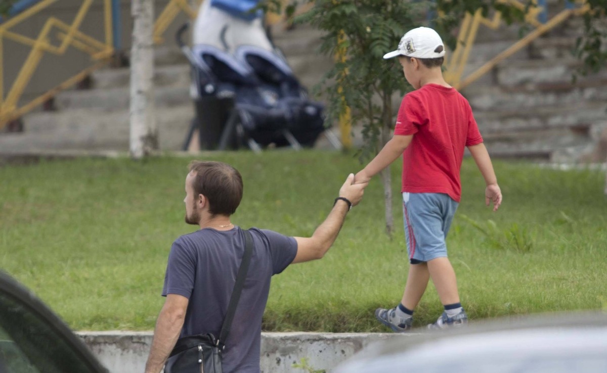    Многодетные отцы-одиночки в России смогут получать досрочную пенсию