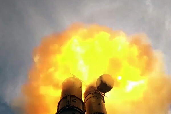 Зенитная ракетная система С-500 на полигоне Капустин Яр / РИА Новости  