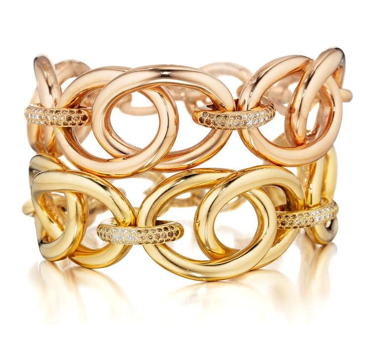 Faraone, The Classics. Браслет "Nodi" из 18-каратного желтого или розового золота с бриллиантами цвета шампанского и белыми бриллиантами. Цена от 14 660 фунтов стерлингов.