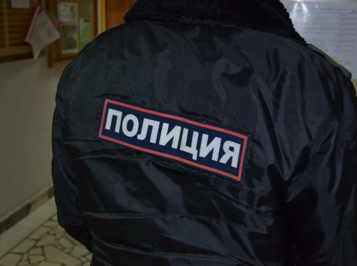 Во Владимире приезжие заставили простого мужика переписать на них дом и квартиру стоимостью 70 миллионов рублей, но тут вмешались силовики