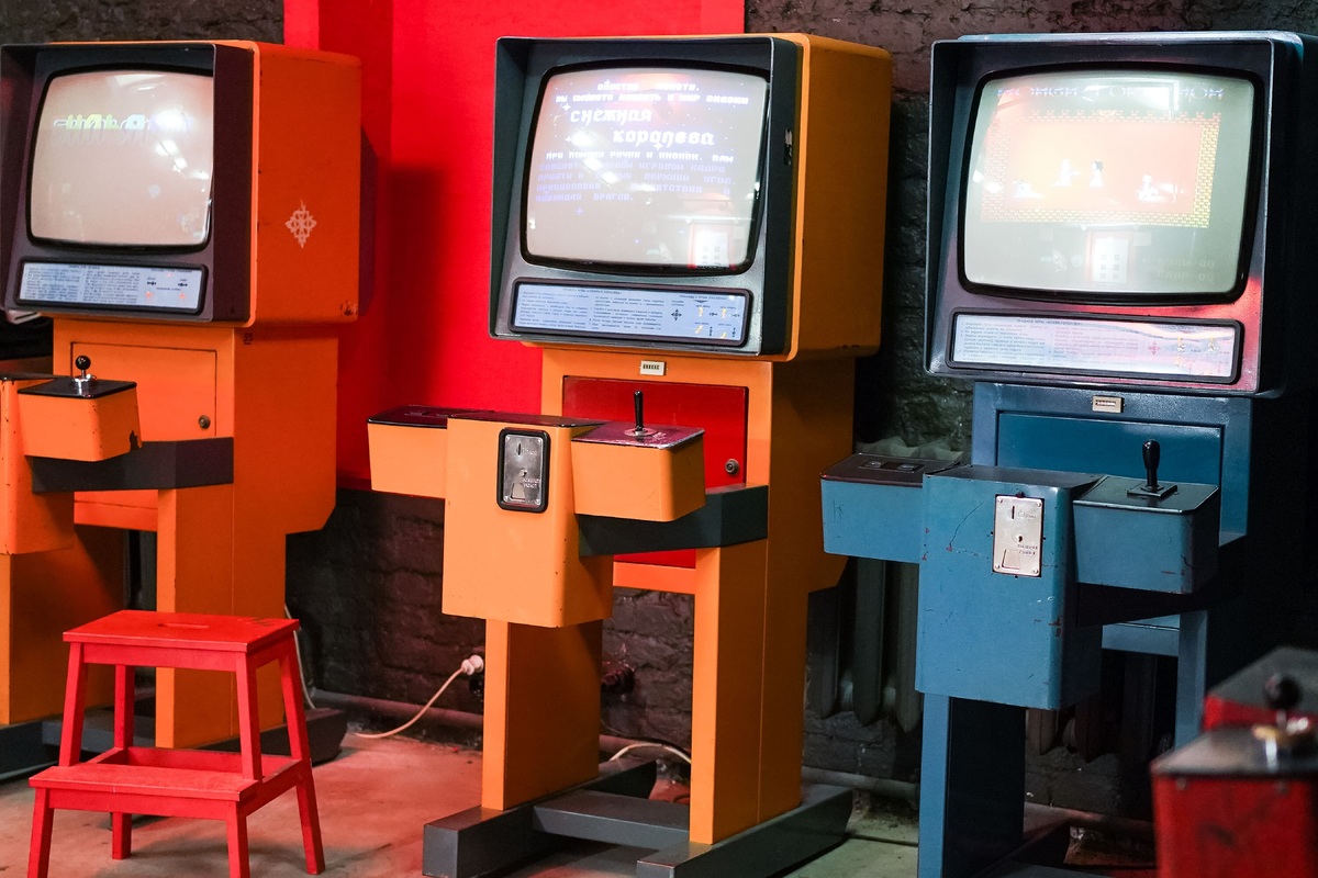     Во что играли в СССР: история советских игровых автоматов
