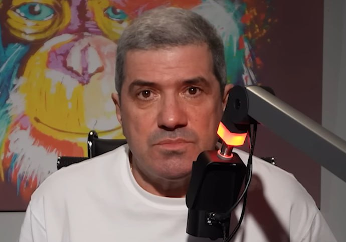 Фото: Prt Scr youtube.com / Шах и Мат - Михаил Шахназаров