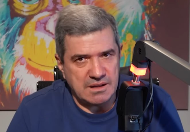 Фото: Prt Scr youtube.com / Шах и Мат - Михаил Шахназаров