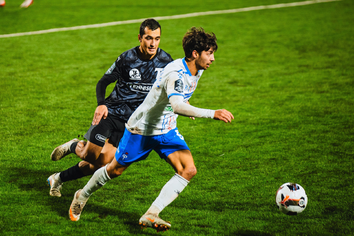 Николай Гиоргобиани был признан нашими болельщиками лучшим игроком ноября 2025 года