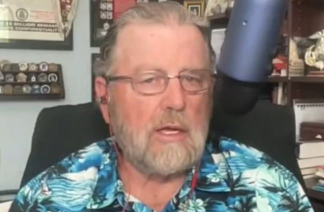 Фото: Prt Scr youtube.com / Danny Haiphong