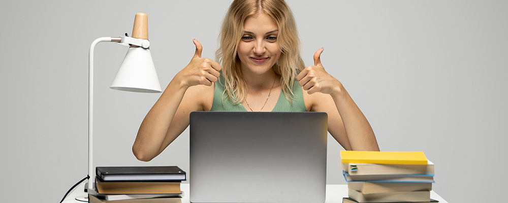 Онлайн-репетитор_занятия для школьников_https://umbrait.ru/