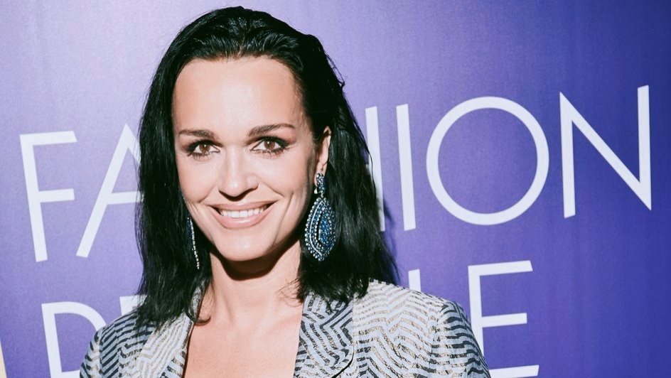 Из открытых источников в интернете. Певица Слава.