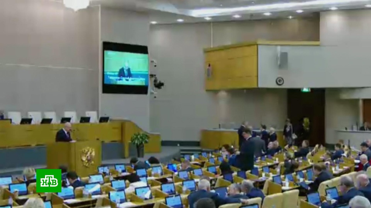    Госдума приняла в первом чтении проект об отмене ежегодных деклараций чиновников