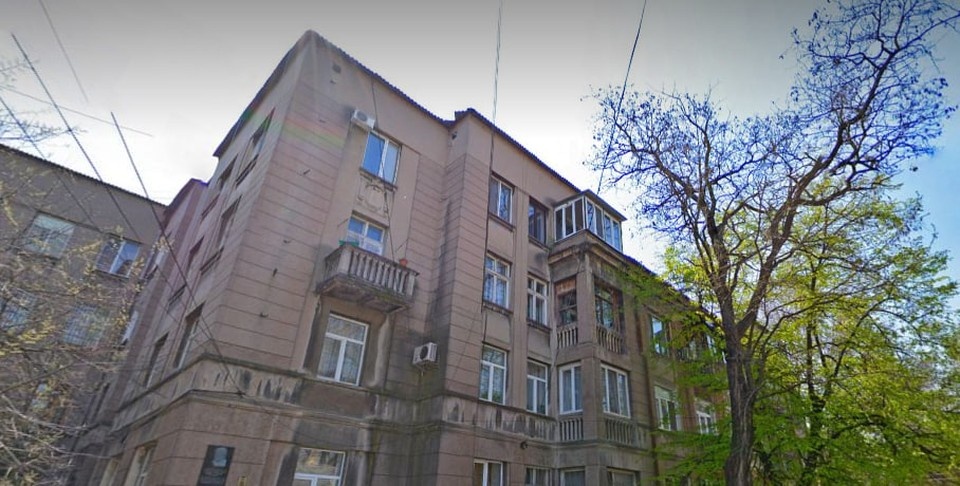    Франчуку, помимо бизнес-помещений, принадлежит квартира в центре Симферополя. Фото: «Яндекс.Карты»