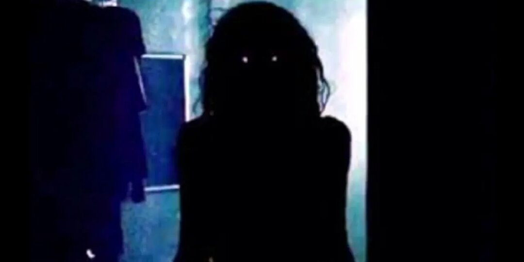 Полночь. Гаснет свет в четырёх посёлках. А через 5 минут после звонка - включается. Что скрывают энергетики?