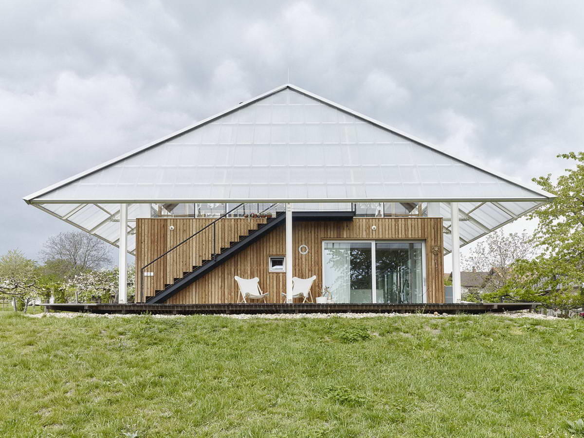 Теплица на крыше