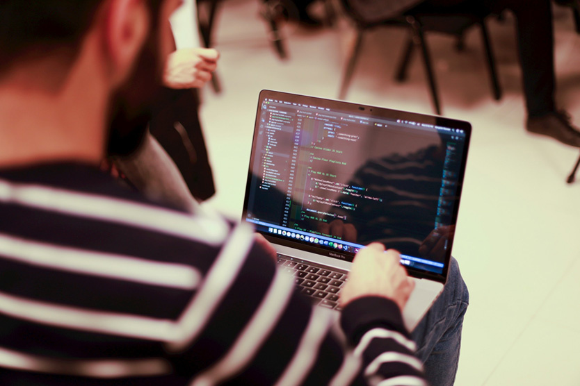 Фото обложки: Nangialai Stoman / Unsplash