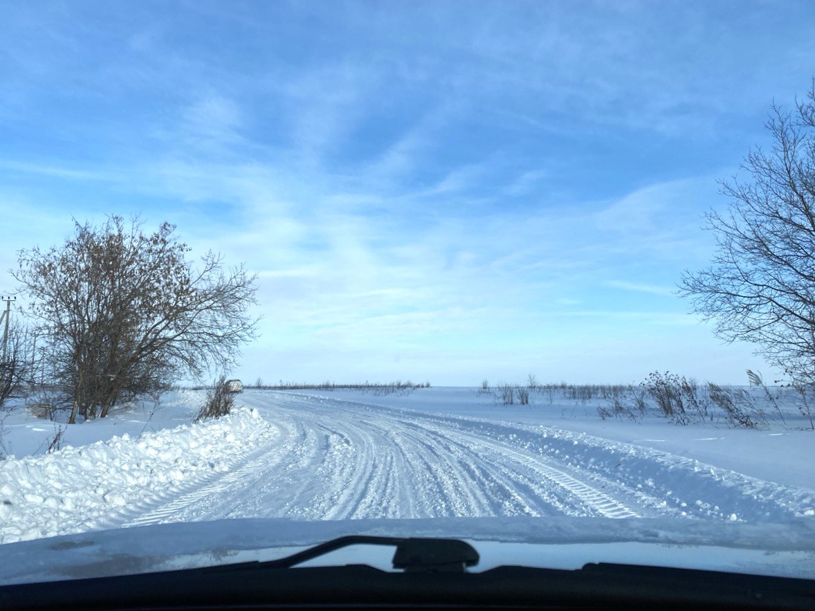 Дорога к озеру. Листай посмотреть.
