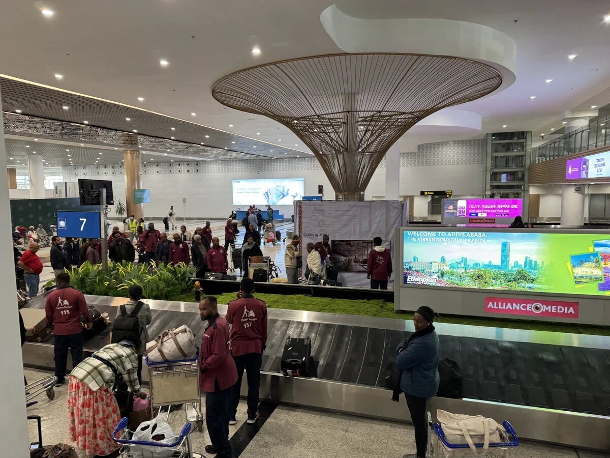    Зона выдачи багажа в Аддис-Абебе, но при стоповере багаж забирать не нужно, он летит сразу в конечный пункт. Фото: АТОР