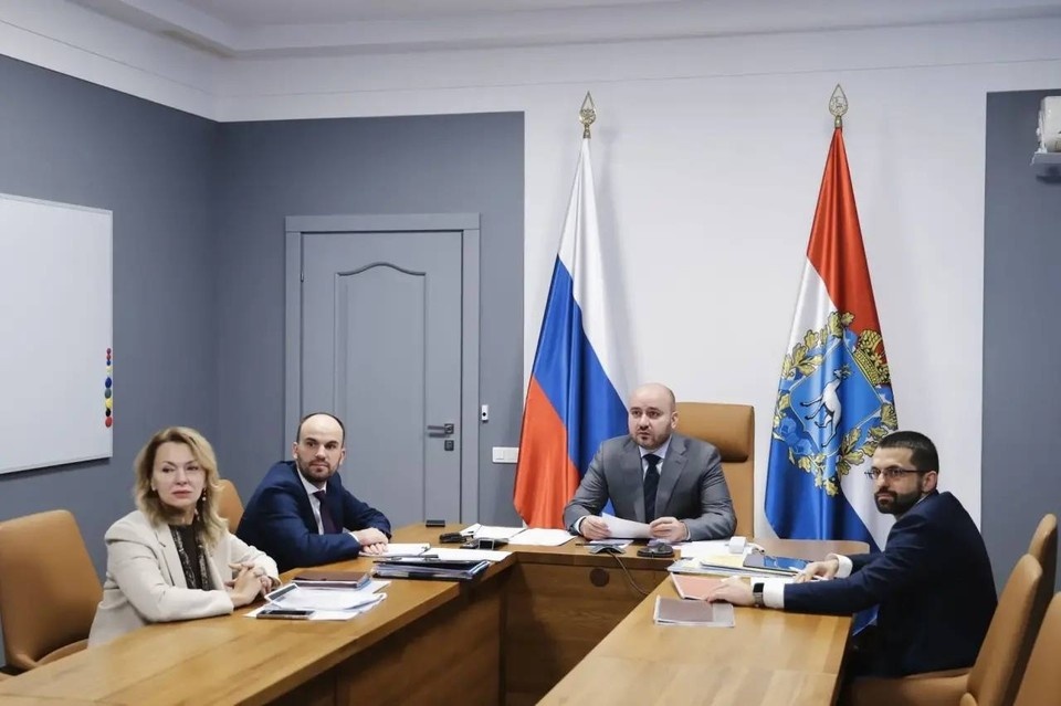    Глава региона провел заседание попечительского совета. Фото: Пресс-служба Правительства Самарской области