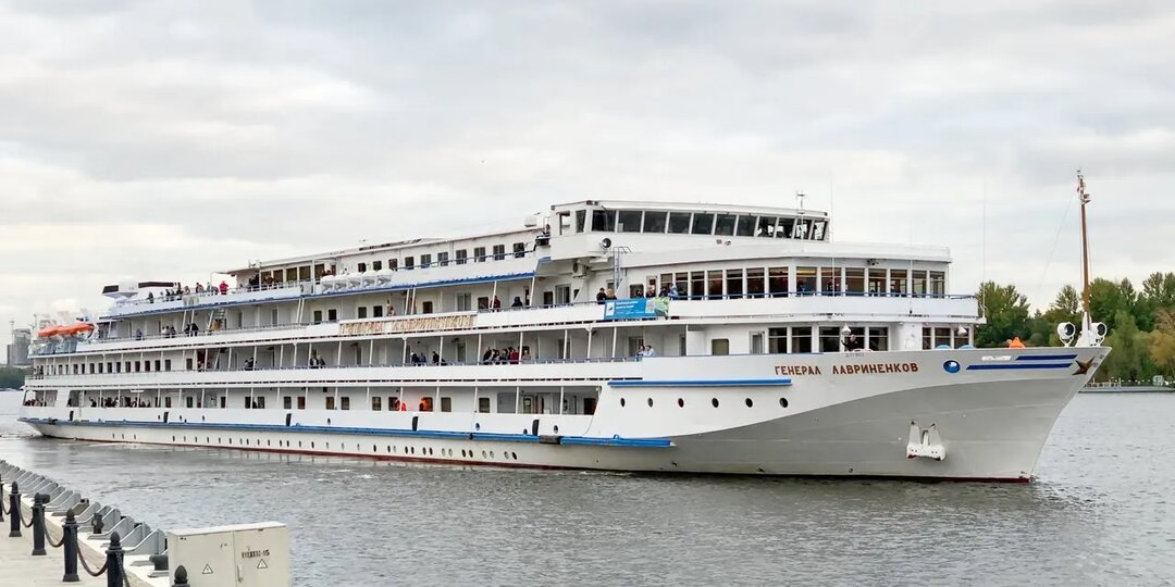 Как теплоход «Генерал Лавриненков» уходил в финальный рейс навигации