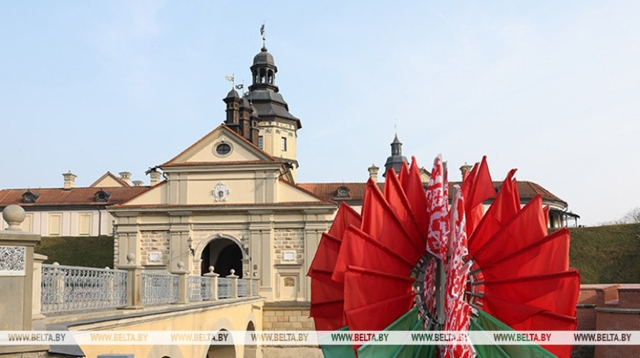     Александр Лукашенко поставил задачу увеличить вклад туризма в экономику страны