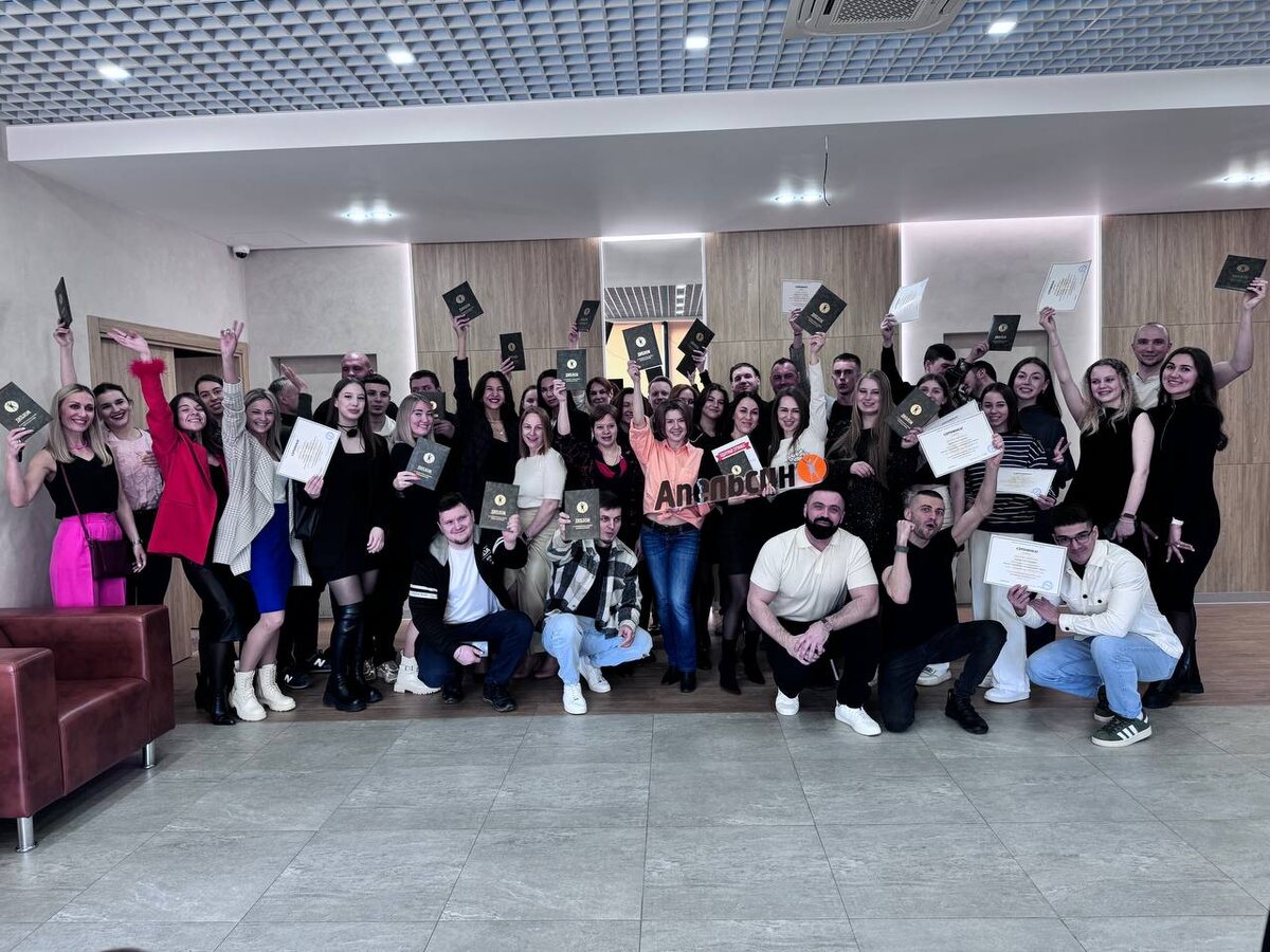 Первый поток выпускников в г. Новосибирске