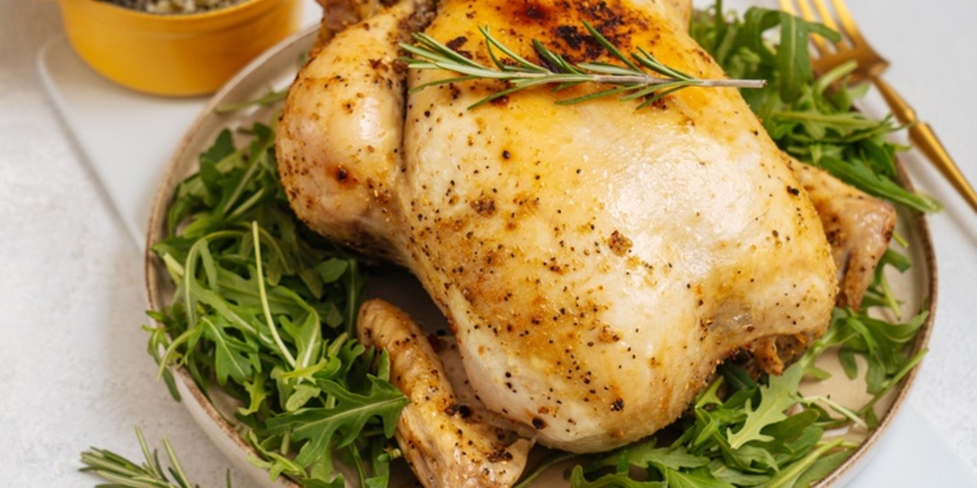 Все еще выбрасываете куриную кожу? 3 веских причины начат ее есть